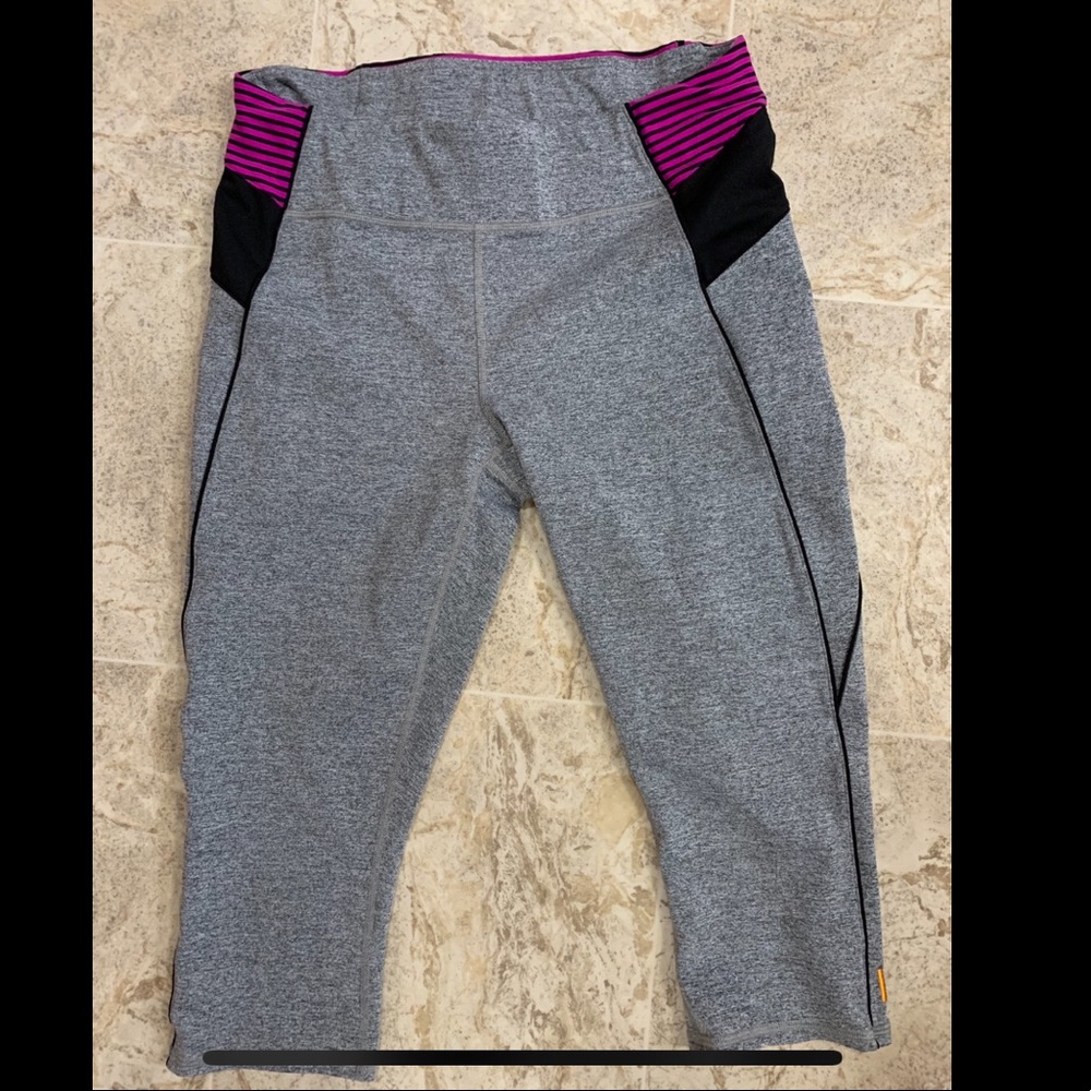 Lucy Brand Capris Leggings